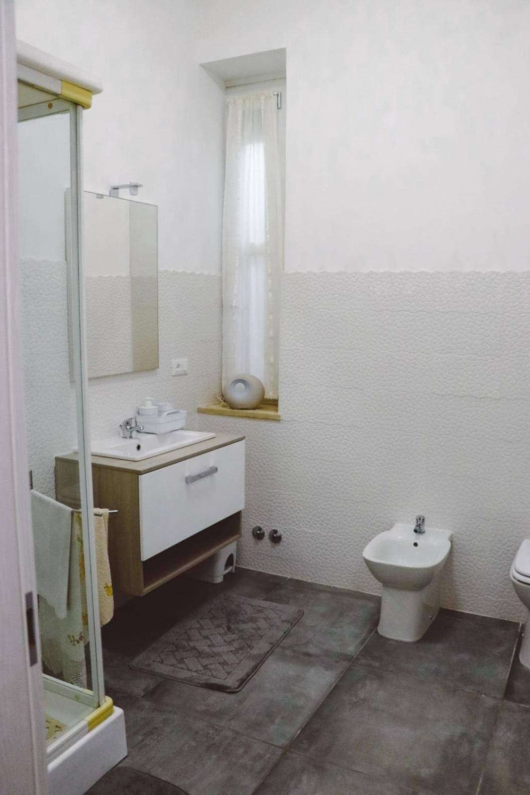 La Casa Di Piccoli Di Gabriele Martelli E Catia Pacetti - Appartamento 安科纳 外观 照片